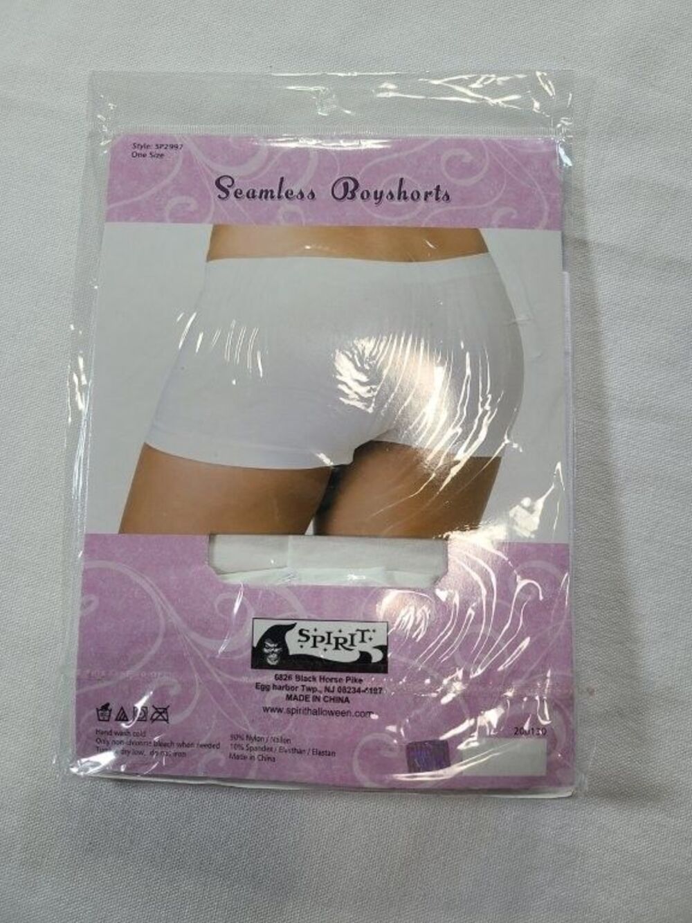 Spirit Halloween Women Seamless Boyshort Panty White One Size NWT Costume Shorts - Picture 3 of 8
